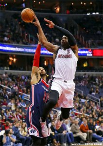 Maillot De Basket Miami Heat Dwyane Wade 3 Reissue Tissus Sportif Fans Edition Blanc